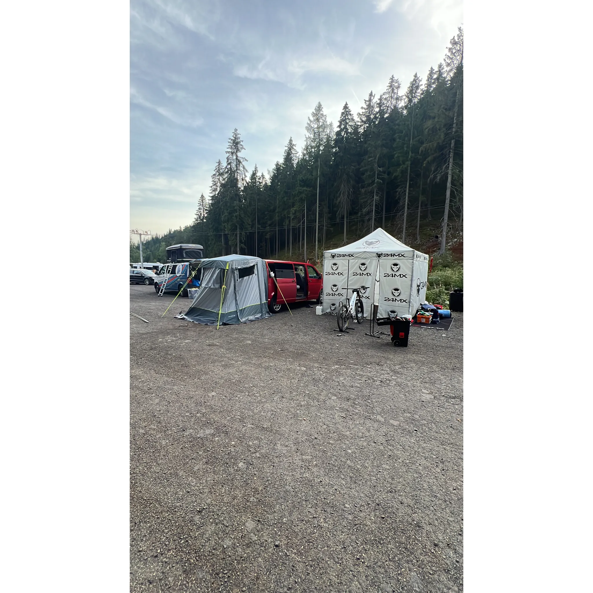 Fotografie 5 - Autostan BRUNNER Comet 0102968N šedý/bílý