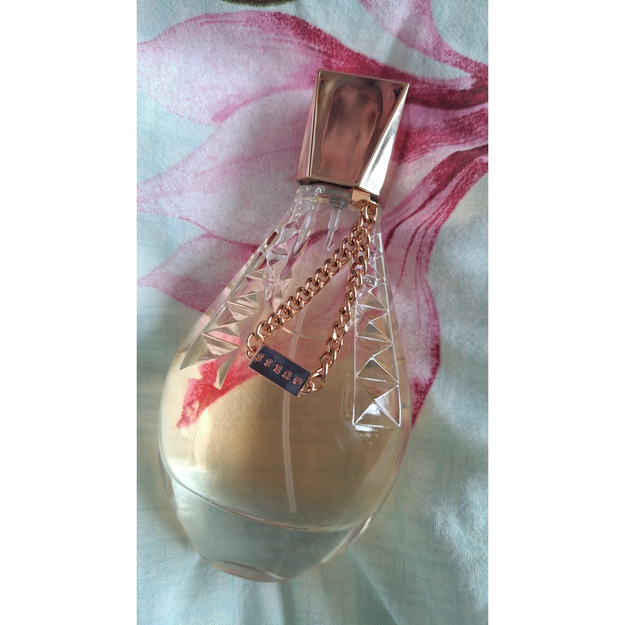 Fotografie 3 - Dámský parfém Guess Dare W EDT 30 ml