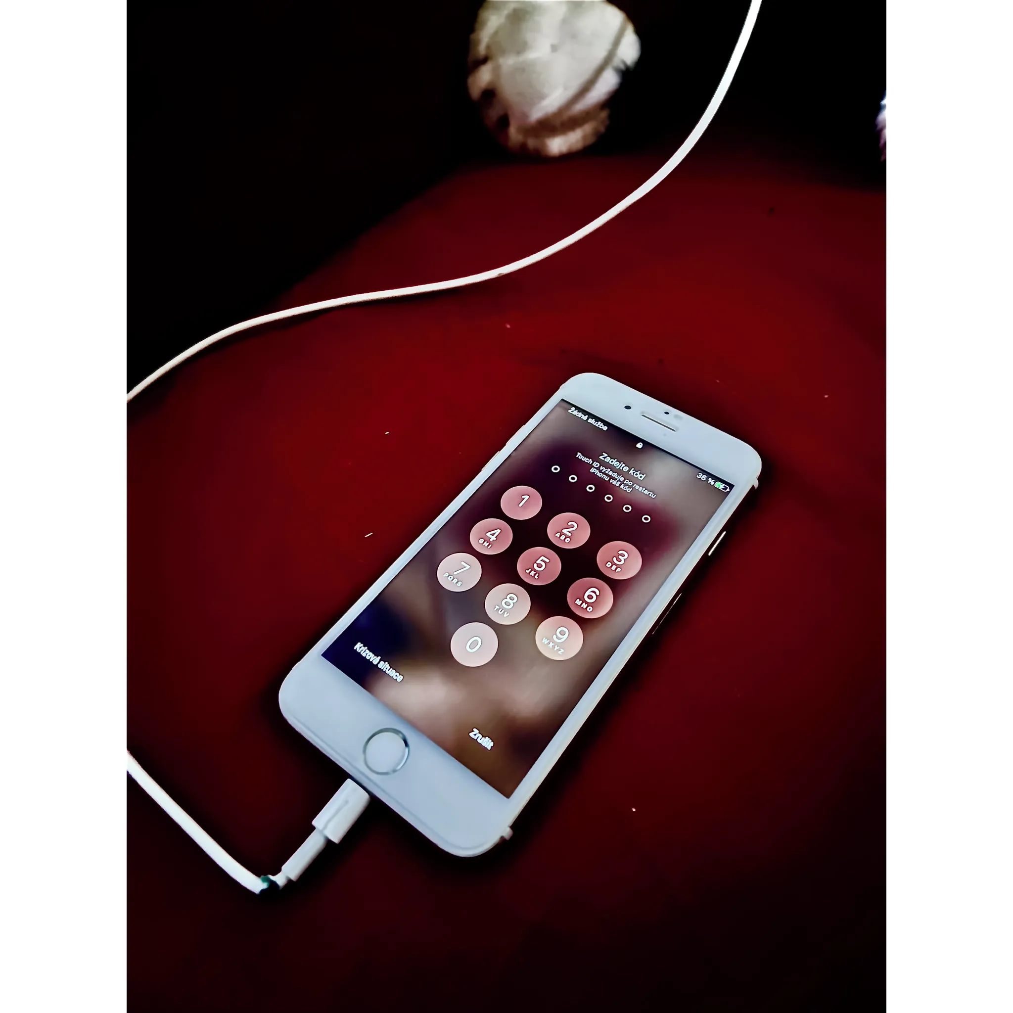 Fotografie 3 -  Originální Apple LCD displej + dotyková deska pro iPhone 7 bílé