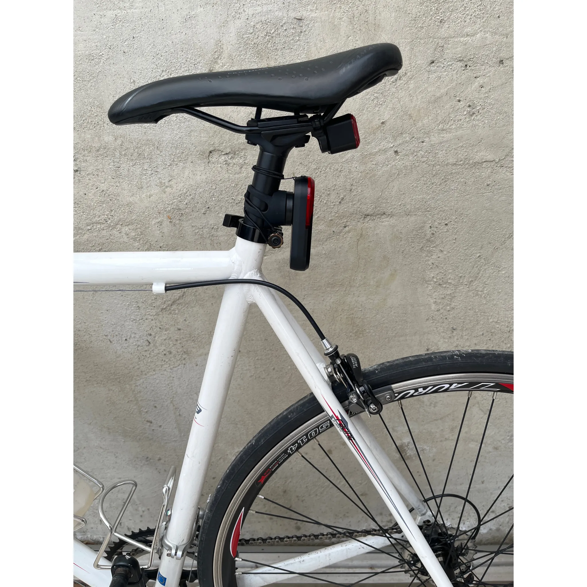 Fotografie 3 - Cyklosvítilna COOSPO TR70 Smart Radar Tail Light zadní černé