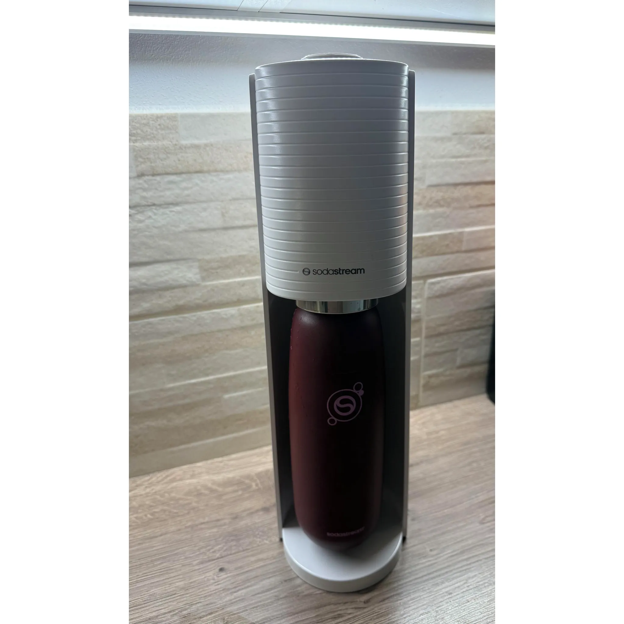 Fotografie 17 - Příslušenství pro výrobník sody SodaStream Fizz & Go Cool termo lahev 900 ml Storm