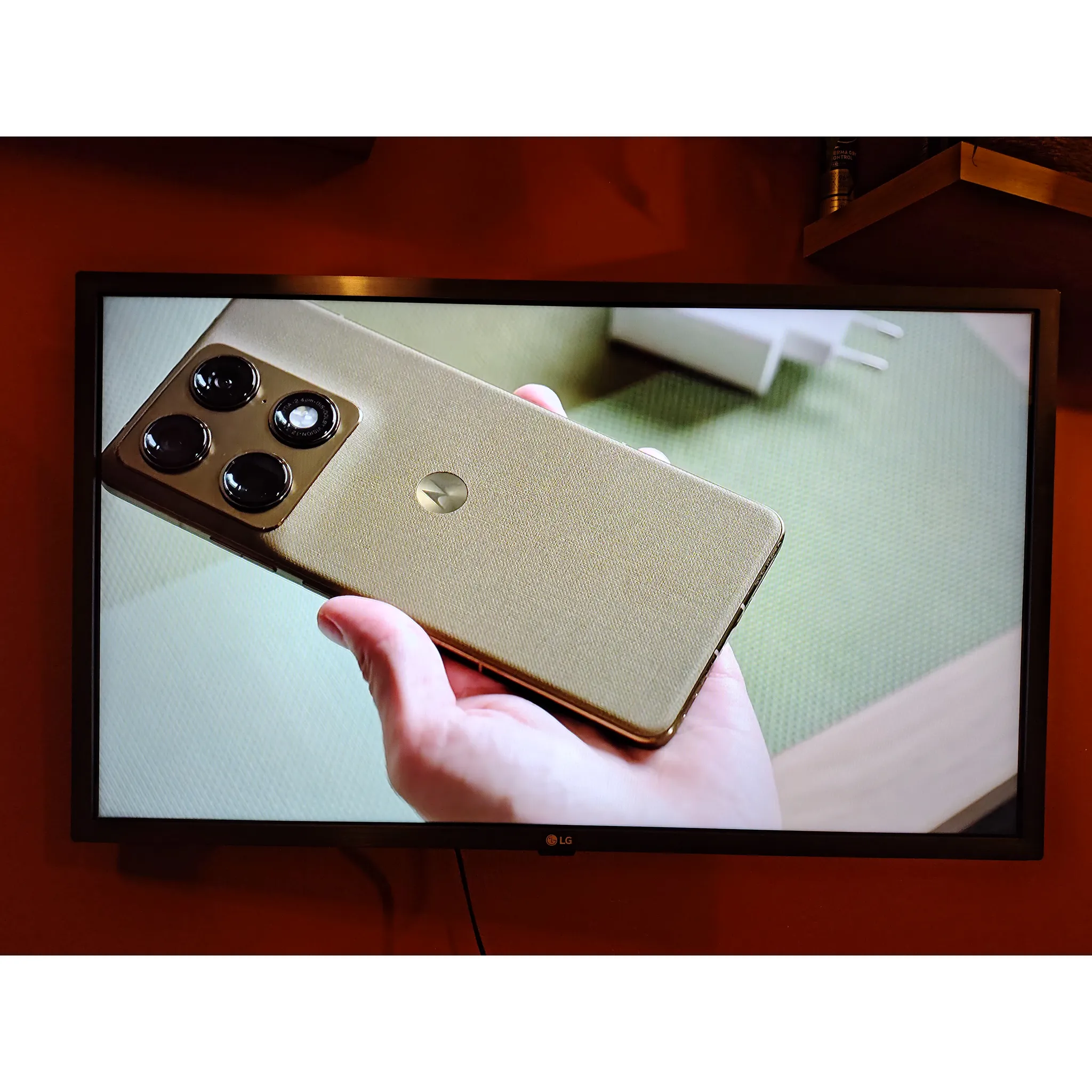 Fotografie 9 - Televizor LG 32" LED (32LQ63006LA)