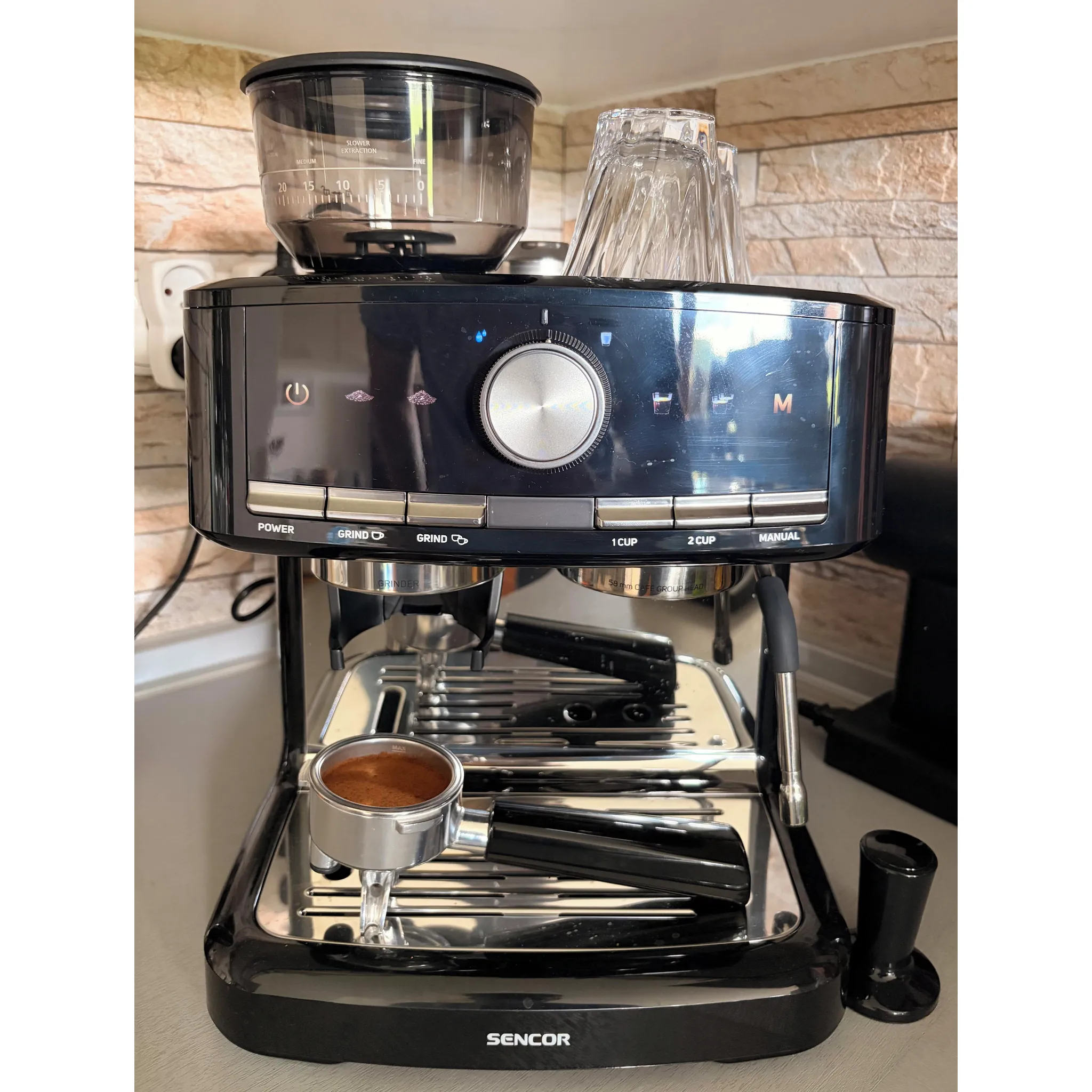 Fotografie 3 - Kávovar Sencor SES 6020BK