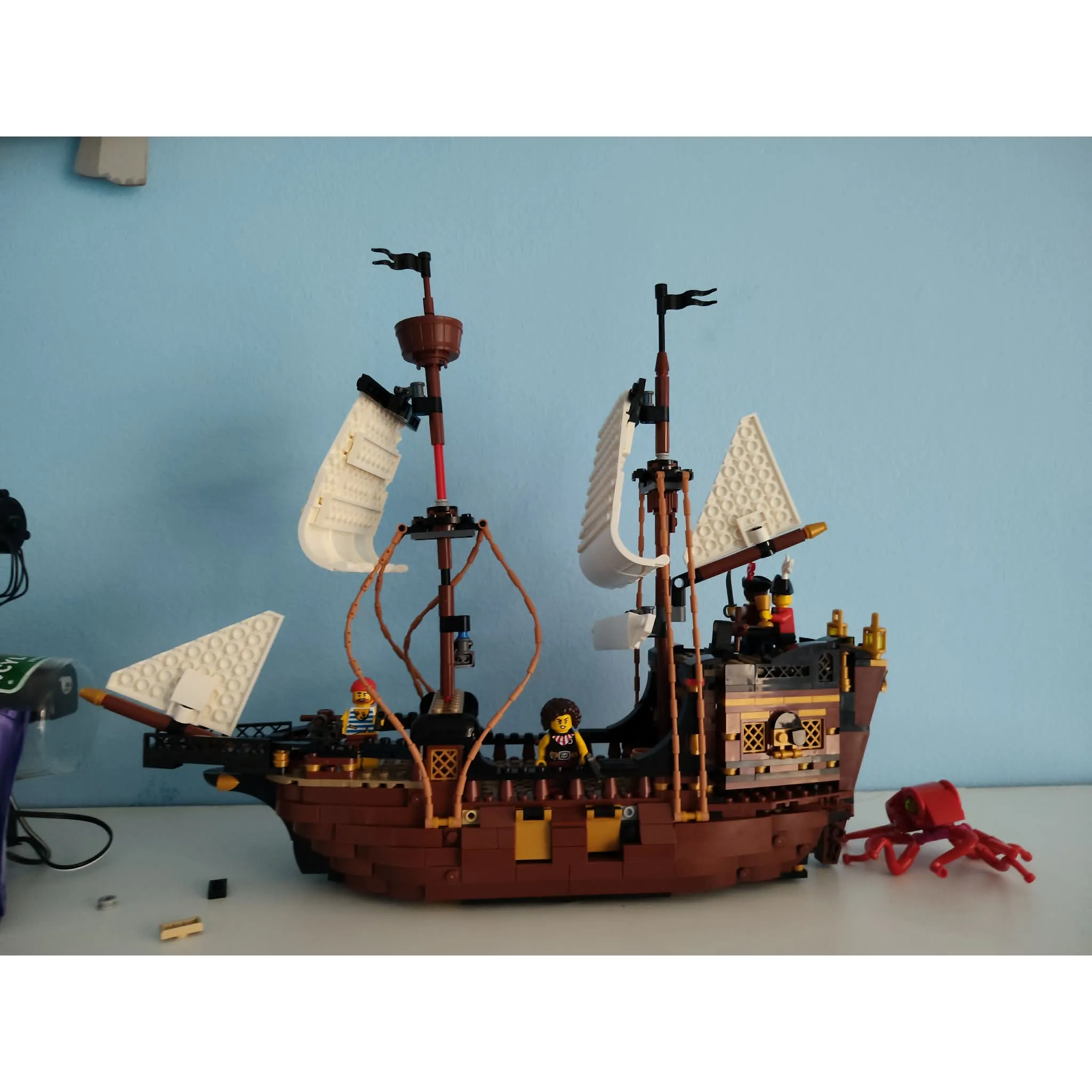 Fotografie 4 - Stavebnice LEGO LEGO Creator 3v1 31387 Kultovní pirátská loď
