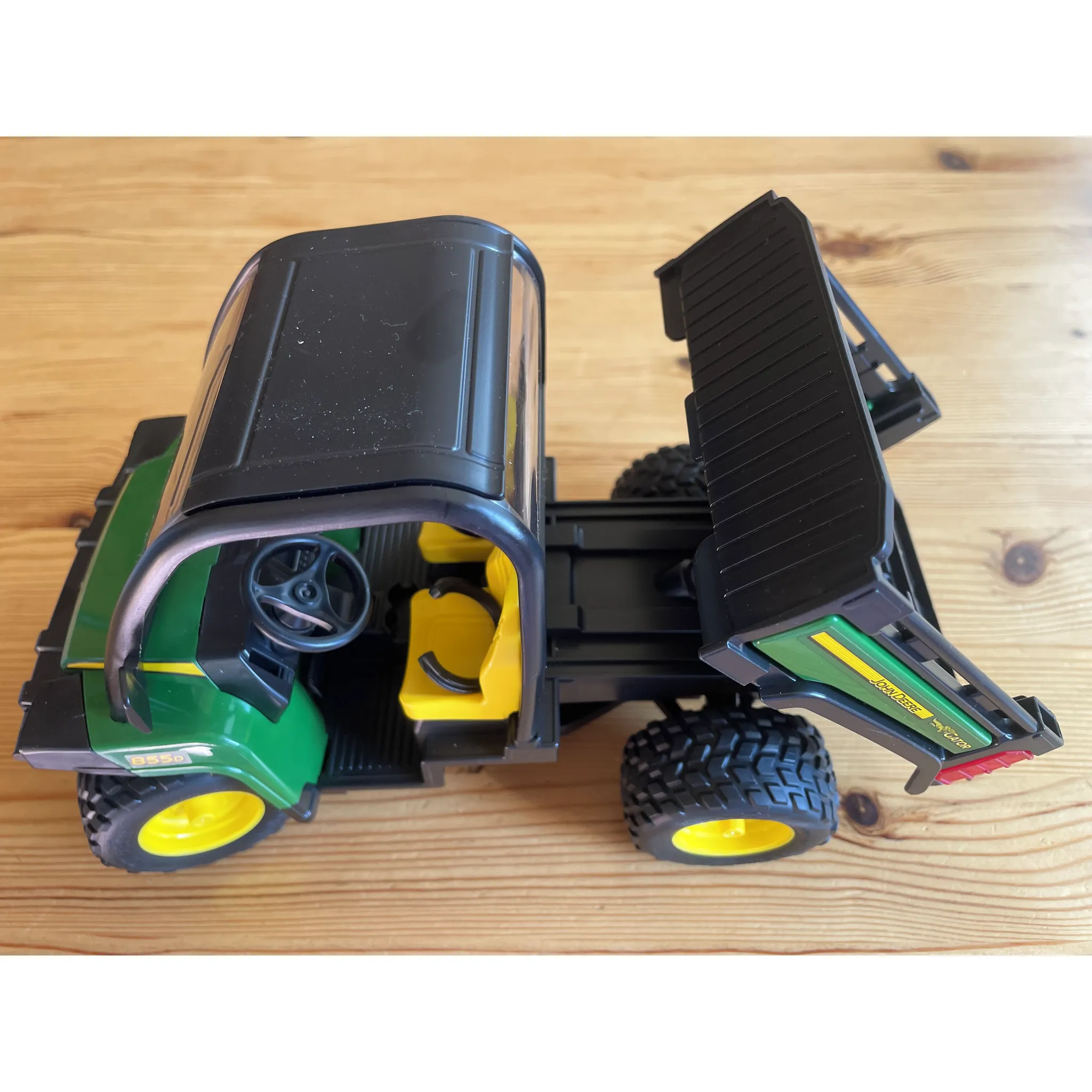 Fotografie 3 - Autíčko Bruder 2491 John Deere Gator XUV 855D