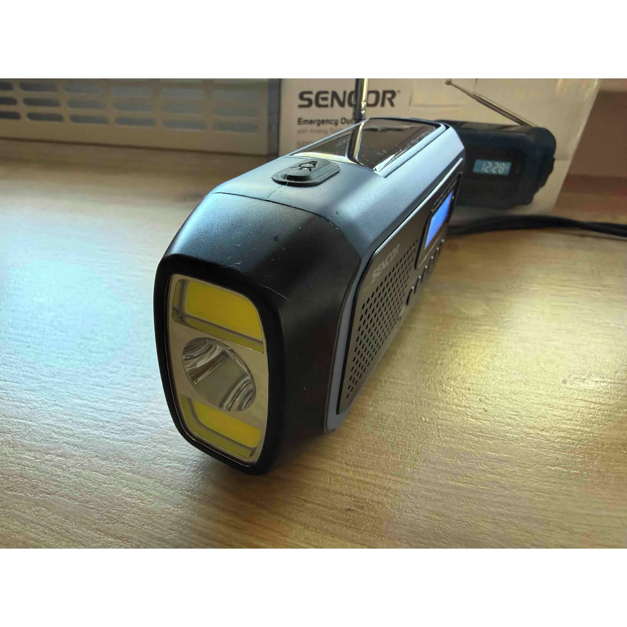 Fotografie 5 - Radiopřijímač Sencor SRD 1050SCL BB černé/modré