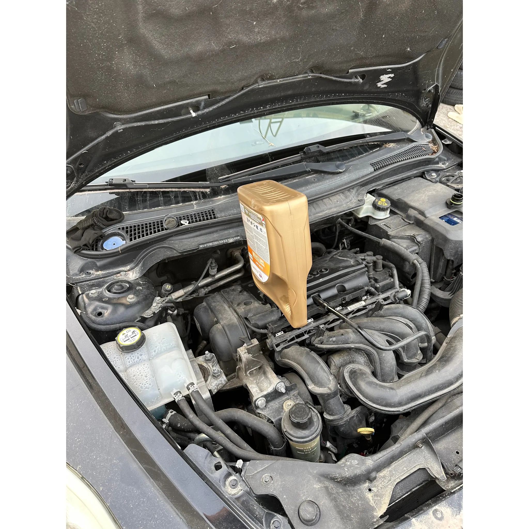 Fotografie 3 - Motorový olej TotalEnergies Quartz 9000 Future NFC 5W-30 1 l