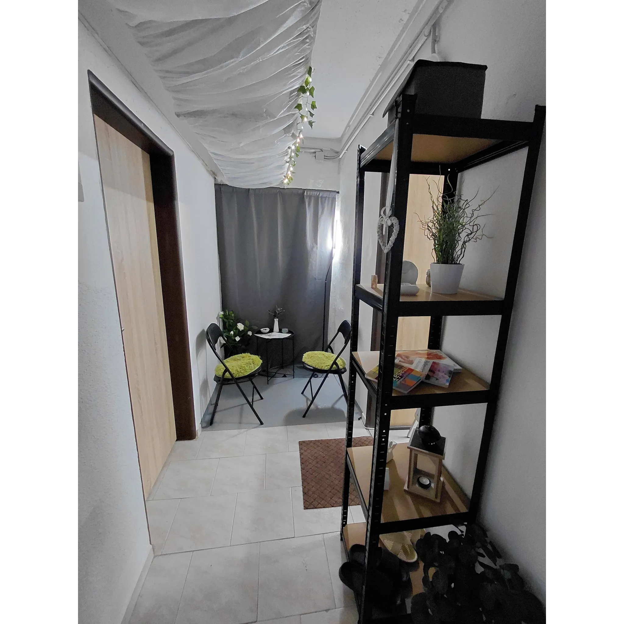 Fotografie 2 - Dílenský regál Policový lakovaný regál černý 180 x 40 x 40 cm 5 polic