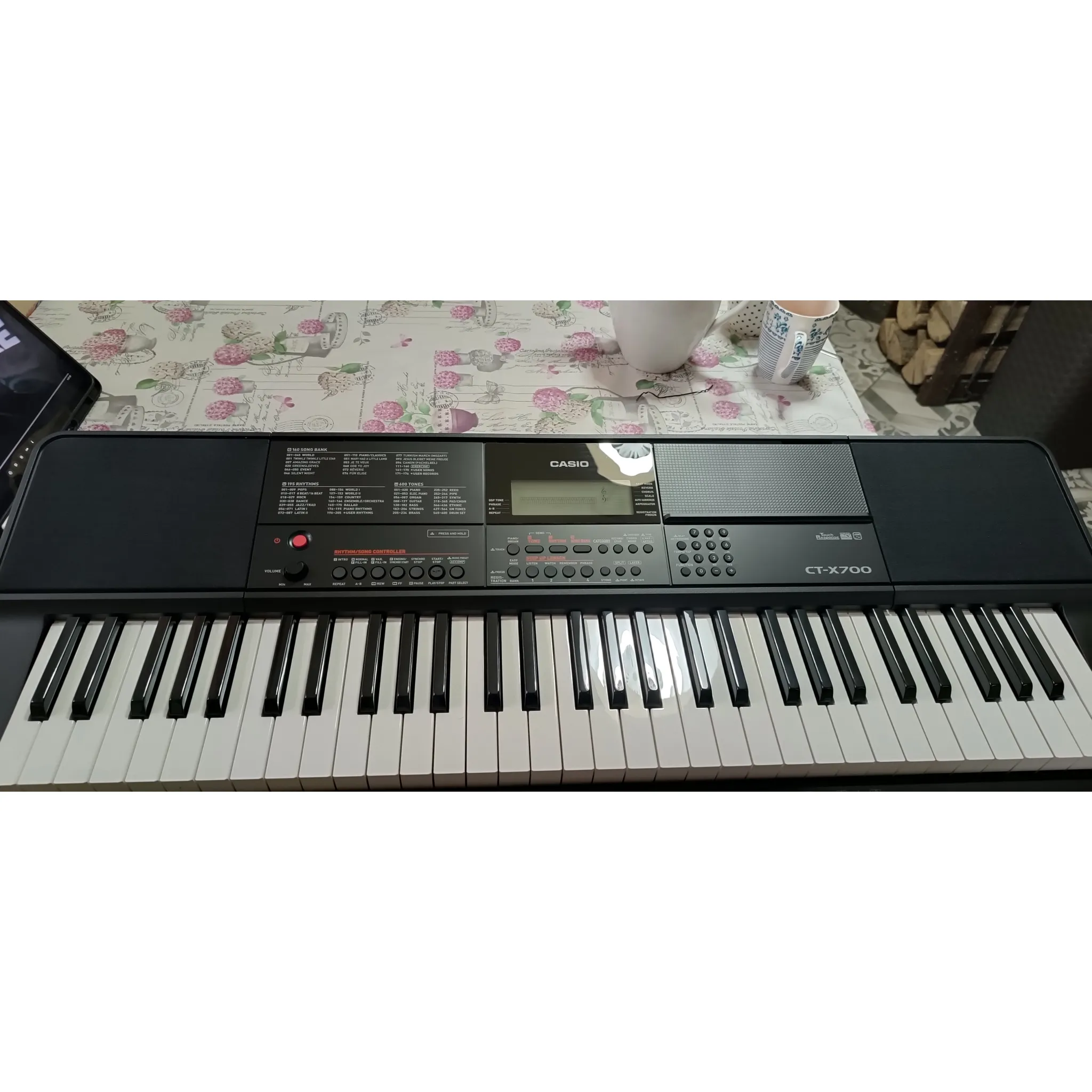 Fotografie 8 - Keyboard Casio CT-X700