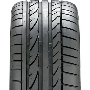 Letní osobní pneu Bridgestone RE050A 235/40 R19 92 Y