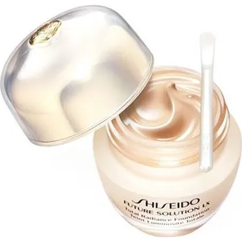 Dekorativní kosmetika Shiseido Future Solution LX Total Radiance Foundation SPF 20 30 ml
