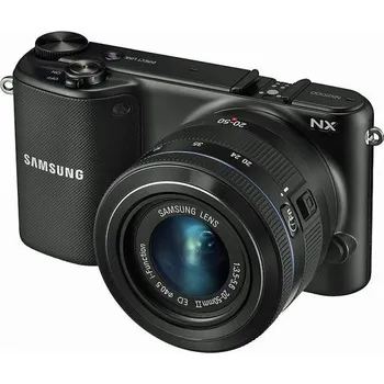 Kompakt s výměnným objektivem Samsung NX 2000