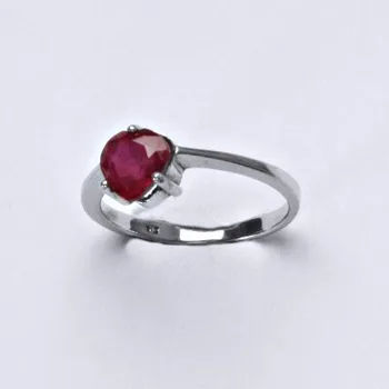 Prsten Stříbrný prsten, přírodní rubín, srdce, srdíčko,prstýnek ze stříbra, T 1362