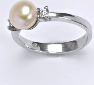 Prsten Stříbrný prsten s růžovou přírodní perlou 8 mm, T 1207