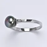 Stříbrný prsten s přírodní perlou…