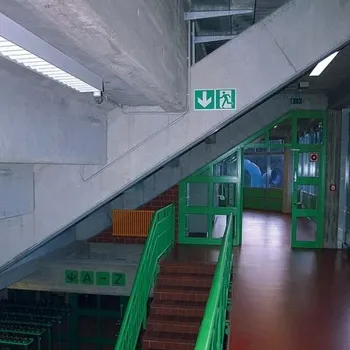 Tabulka - Úniková cesta schody dolů nalevo 40 x 20 cm