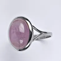 Stříbrný prsten s přírodním kamenem kunzit 14 x 10 mm, T 1454