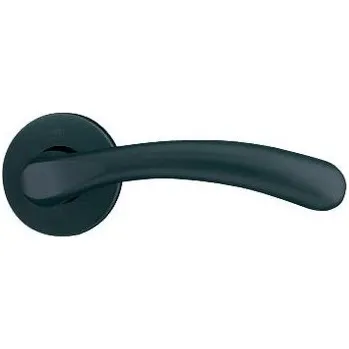 Dveřní kování M&T Burak TiN-K kulatá rozeta WC klika