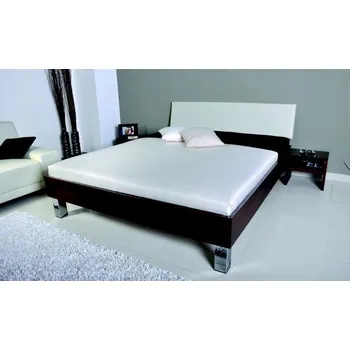 Dřevěná postel Klára čalouněné čelo 200x170