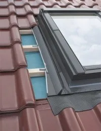 Příslušenství k oknu Fakro Thermo EHV-AT 55 x 98 lemování