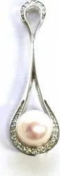 Přívěsek Diamantový zlatý přívěsek s pravými diamanty a perlou 585/1,81gr J-19799-11 J-19799-11