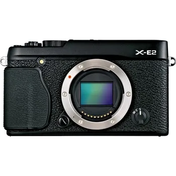 Kompakt s výměnným objektivem Fujifilm X-E2