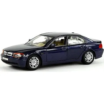 autíčko Welly BMW 745i 1:24