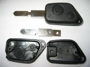 Náhradní obal klíče Peugeot, 2-tlačítkový 48PG111