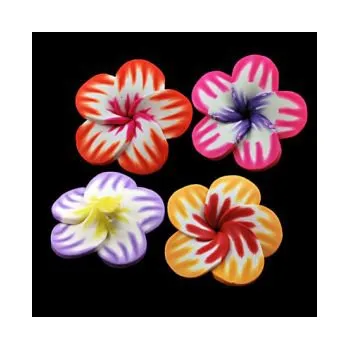 Korálek Kytička růžovofialová z polymerové hmoty 1 ks (KFI002)