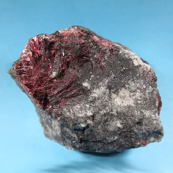 Přírodní kámen Erytrín z Maroka 70x36mm