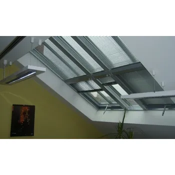 Žaluzie ISOTRA V-lite Velux GGL-GZL-GPL 610