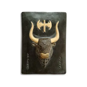 Hlava býka (dekorace na zeď)
