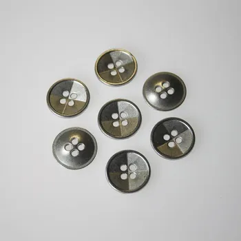 Knoflík Knoflík stříbrný K24-7, průměr 15 mm.