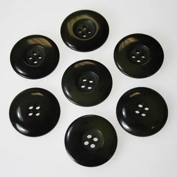 Knoflík Knoflík khaki K40, průměr 25 mm.