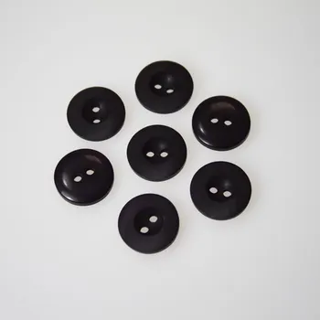 Knoflík Knoflík fialový K24-10, průměr 15 mm.