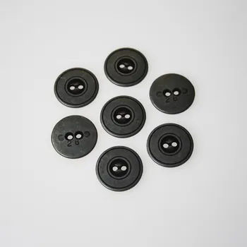 Knoflík Knoflík šedý patina K28-3, průměr 18 mm.