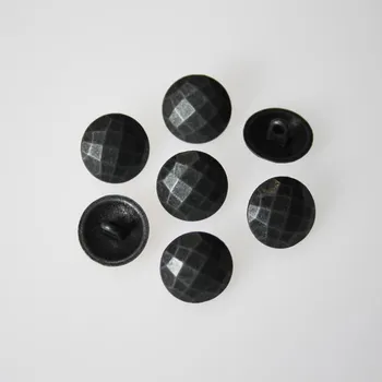 Knoflík Knoflík šedá patina K24-3, průměr 15 mm.