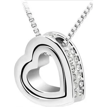 Náhrdelník Náhrdelník se srdíčkem zdobeným čirými krystalky