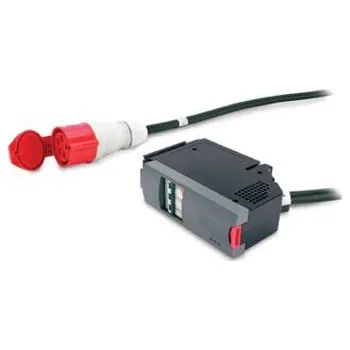 Záložní zdroj APC IT Power Distribution Module 3 Pole 5 Wire 32A IEC309 140cm