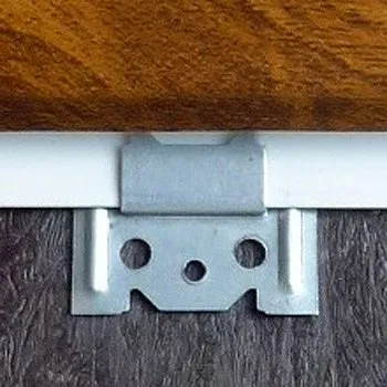 Obklad Montážní úchyt, P872