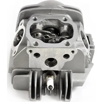 Motor pro motocykl Kompletní hlava pro motor YX140