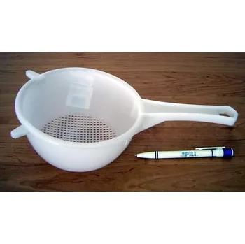 Cedník a síto Cedník 16cm plast pevné provedení