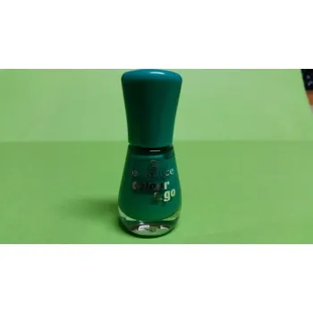 Přípravek na nehty ESSENCE LAK NA NEHTY COLOR & GO 179