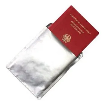 Peněženka Cryptalloy stíněný obal na biometrický pas s RFID čipem