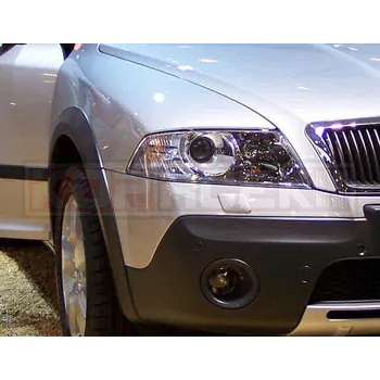 Tuning Škoda Octavia II - Přední světla original vzhled