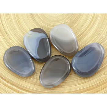 Přírodní kámen Achát šedý masážní mistička