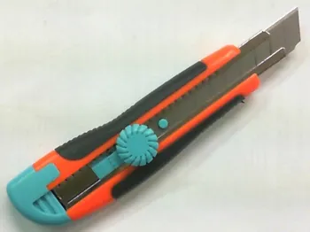 Pracovní nůž nůž odlamovací 18mm s kolečkem