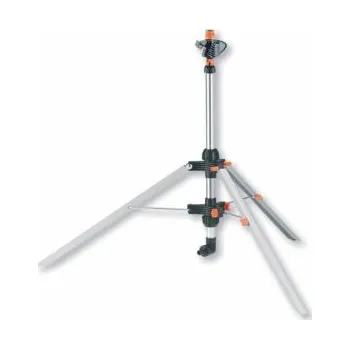 Postřikovač stavitelný rotační postřikovač na trojnožce stavitelný postřikovač na