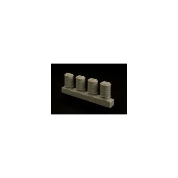 Plastikový model 1/48 Soviet thermos cans (4 pcs.)