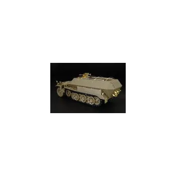 Plastikový model 1/48 Sd.Kfz.251/1 ausf.C EXTERIOR (AFV)